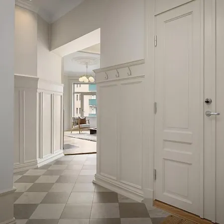 Lejlighed Central, Newly Renovated With Two Bathrooms! Oslo